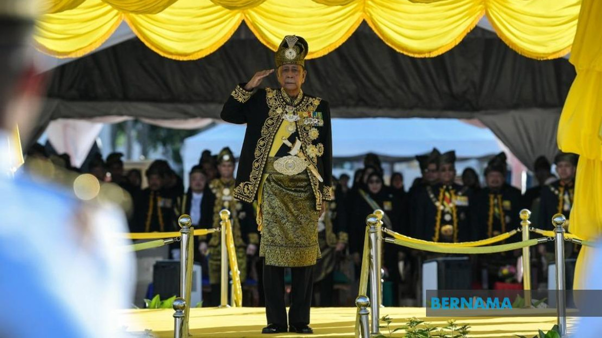 Sultan of Kedah Celebrates 84th Birthday with Full Military Honours in Alor Setar