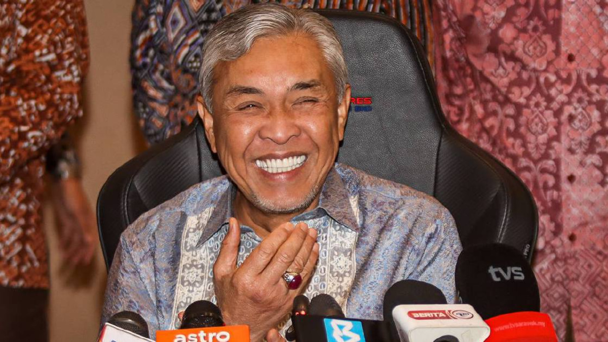 Coalition between BN and PN will respect minority communities, Zahid assures Chinese and Indian voters